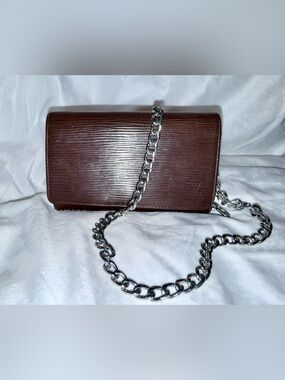 Louis Vuitton Vintage Trésor Bi-Fold epi leather Brown Wallet-W/COA